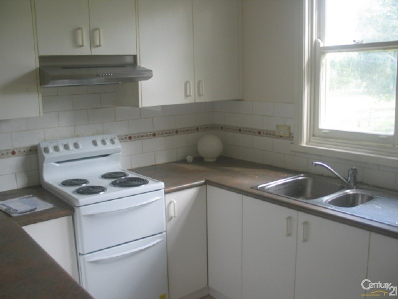 38 Balmoral Rd, Kellyville NSW 2155