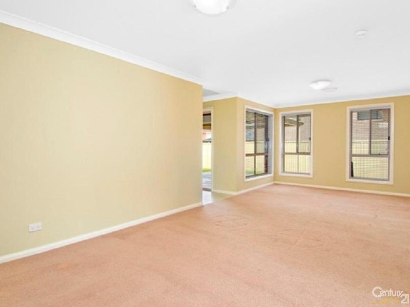 34 Fairlie St, Kellyville Ridge NSW 2155