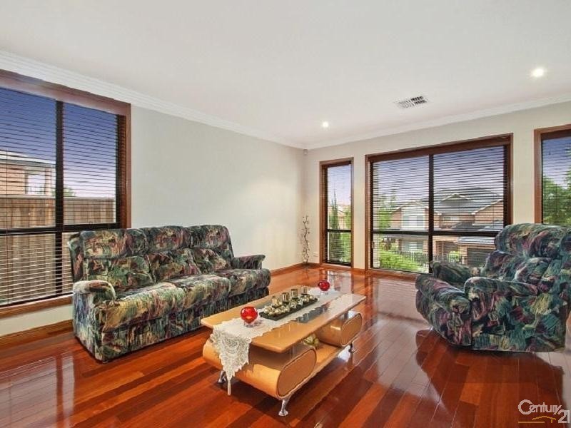 23 Glasshouse Rd, Beaumont Hills NSW 2155