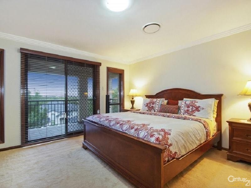 23 Glasshouse Rd, Beaumont Hills NSW 2155