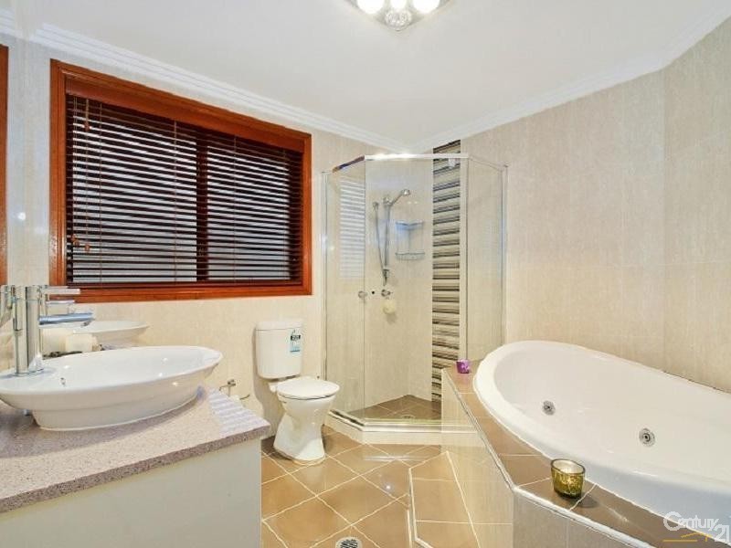 23 Glasshouse Rd, Beaumont Hills NSW 2155