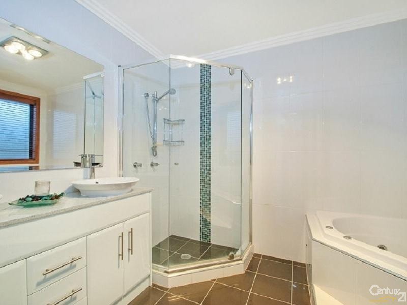 23 Glasshouse Rd, Beaumont Hills NSW 2155