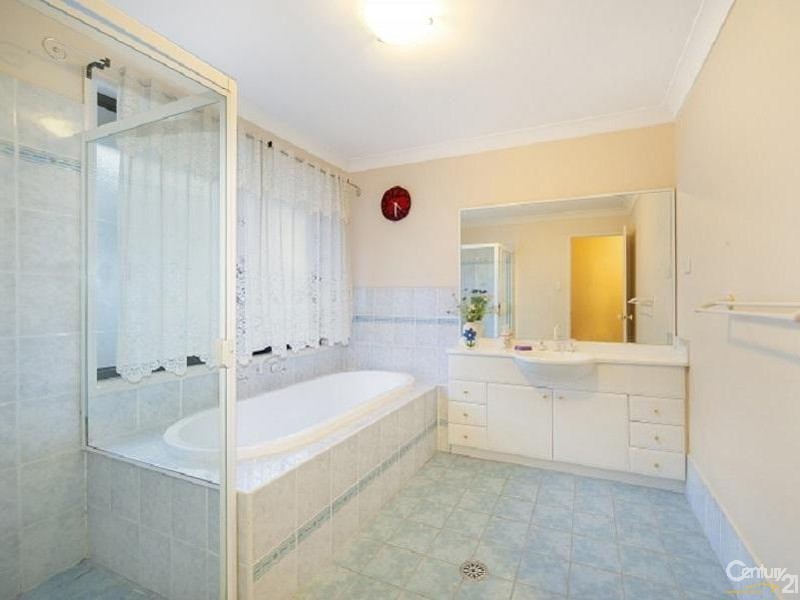 7 Darlington St, Stanhope Gardens NSW 2768