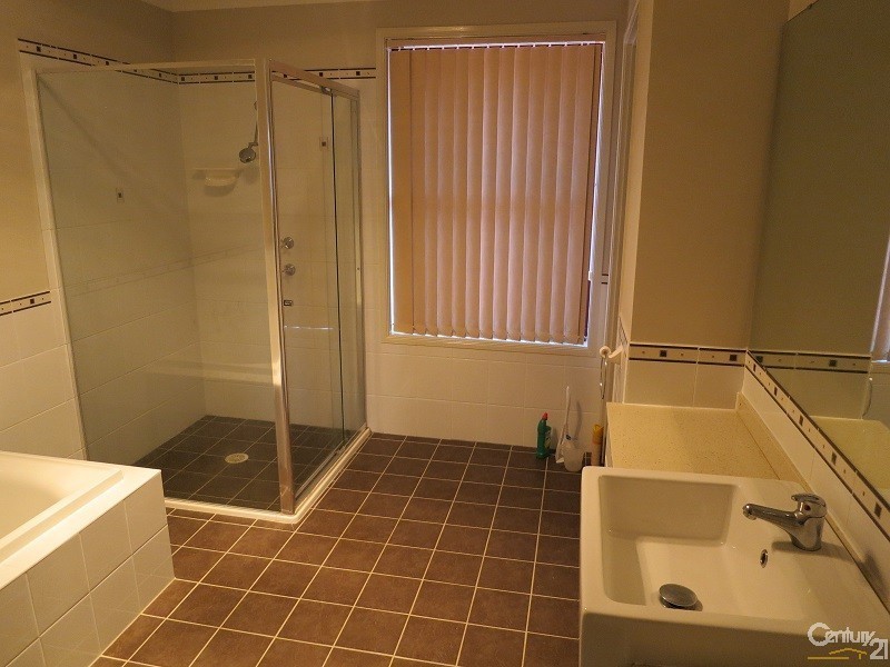 24 Greensborough Ave, Rouse Hill NSW 2155