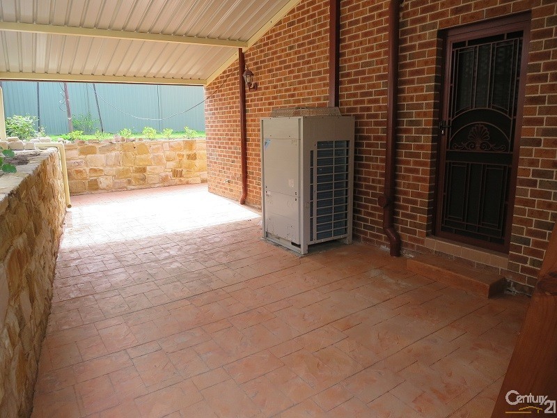 24 Greensborough Ave, Rouse Hill NSW 2155