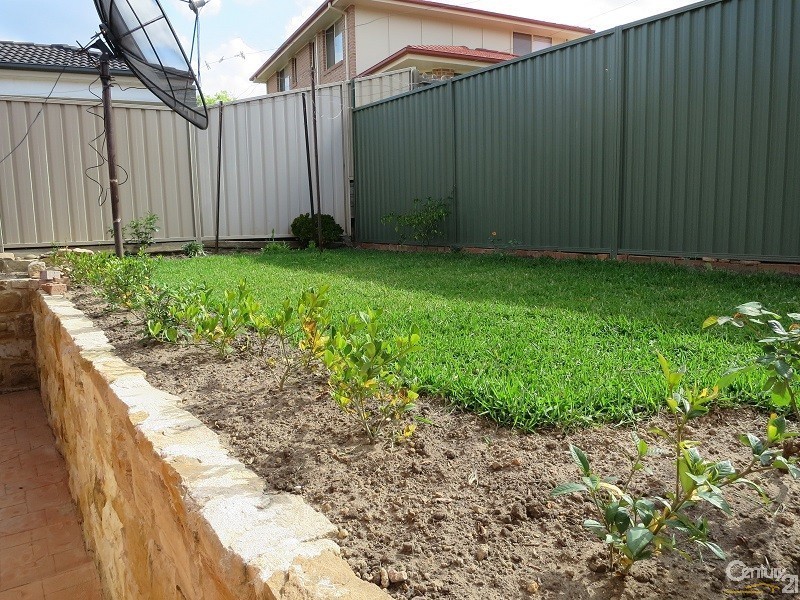 24 Greensborough Ave, Rouse Hill NSW 2155