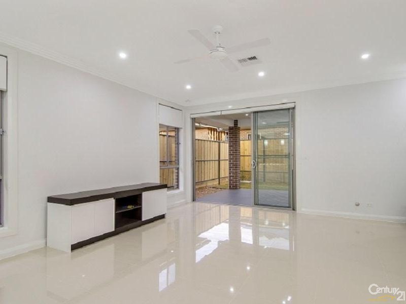 18 Berambing St, The Ponds NSW 2769