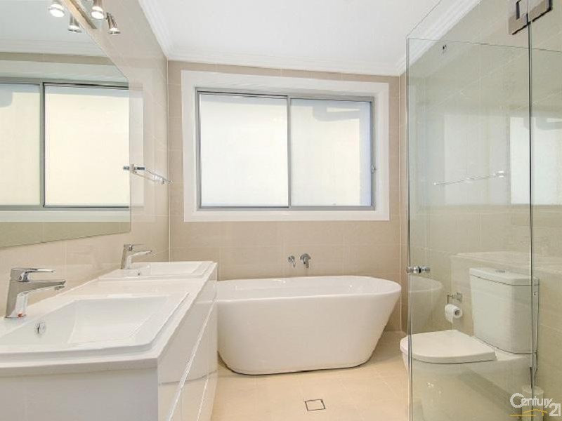 18 Berambing St, The Ponds NSW 2769