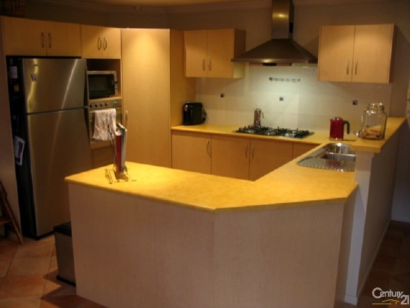 12 Yellowgum Ave, Rouse Hill NSW 2155