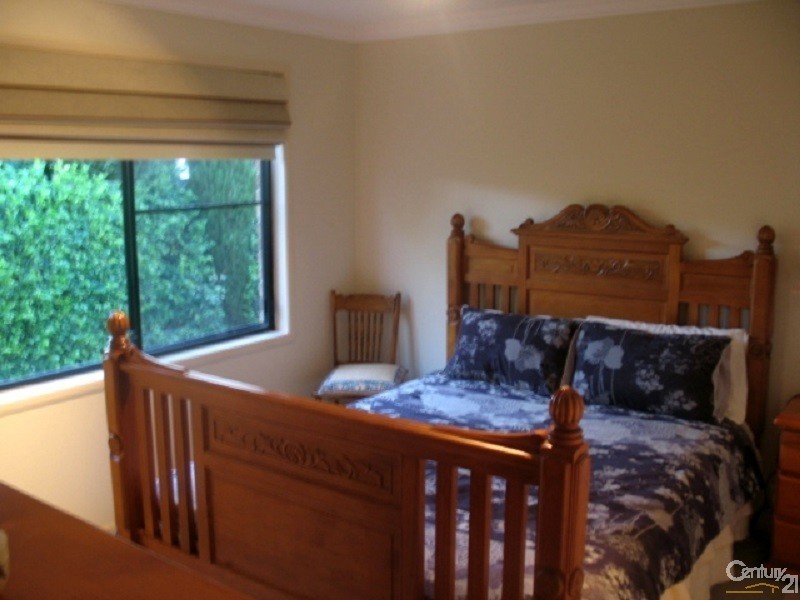 12 Yellowgum Ave, Rouse Hill NSW 2155