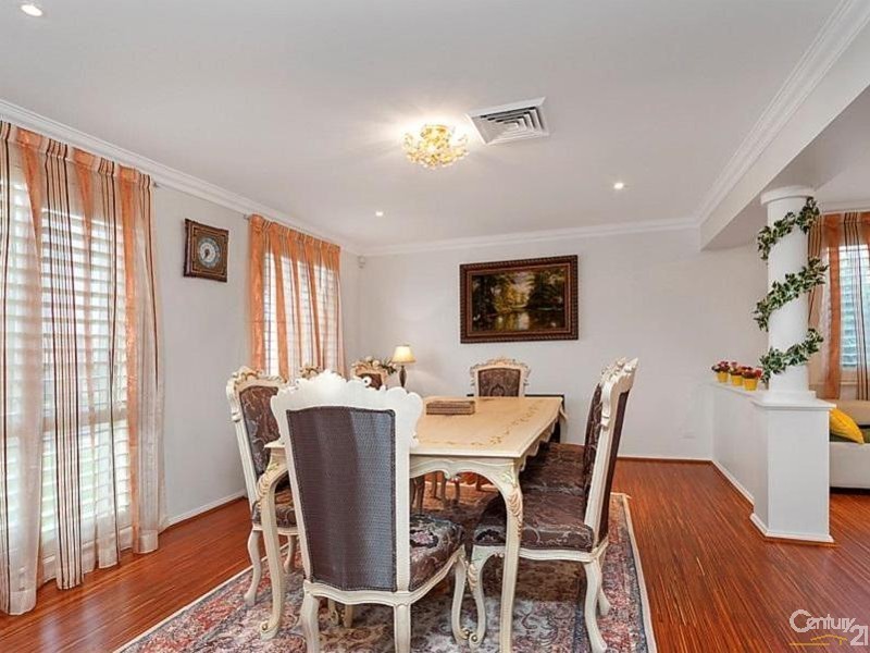 19 Perkins Drive, Kellyville NSW 2155