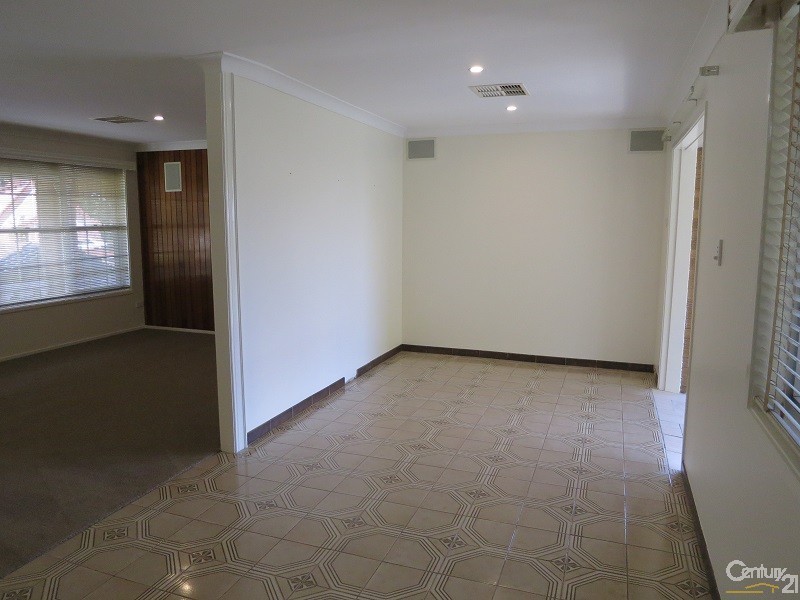 4 Acres Rd, Kellyville NSW 2155