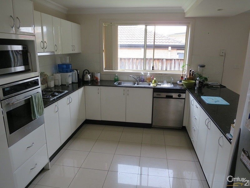 42 Paperbark Cres, Beaumont Hills NSW 2155