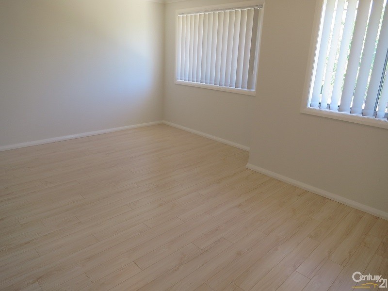 62 Cowper Ave, Quakers Hill NSW 2763