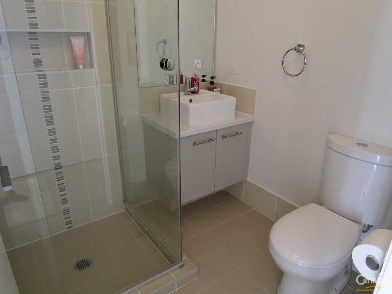 62 Cowper Ave, Quakers Hill NSW 2763