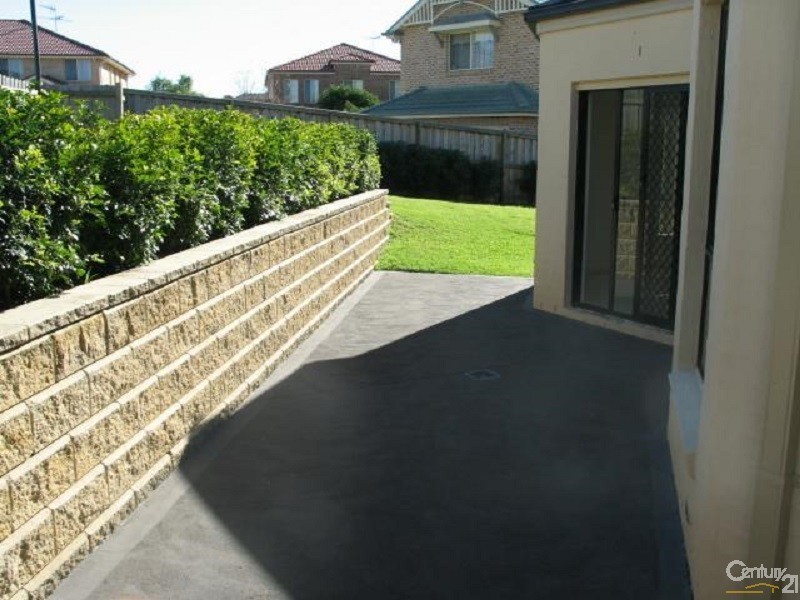 8 Meredith Ave, Kellyville NSW 2155