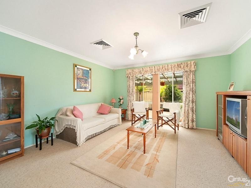 8 Joyce St, Glenwood NSW 2768