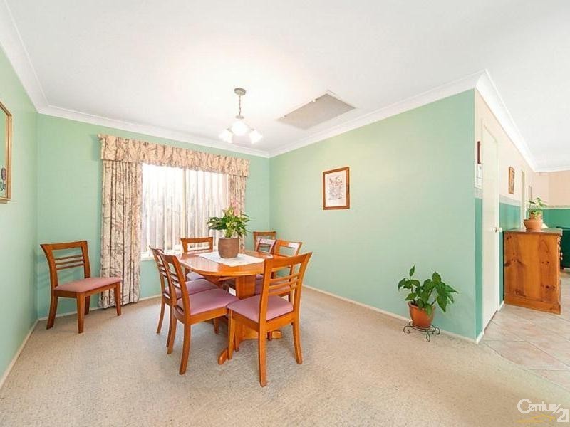 8 Joyce St, Glenwood NSW 2768