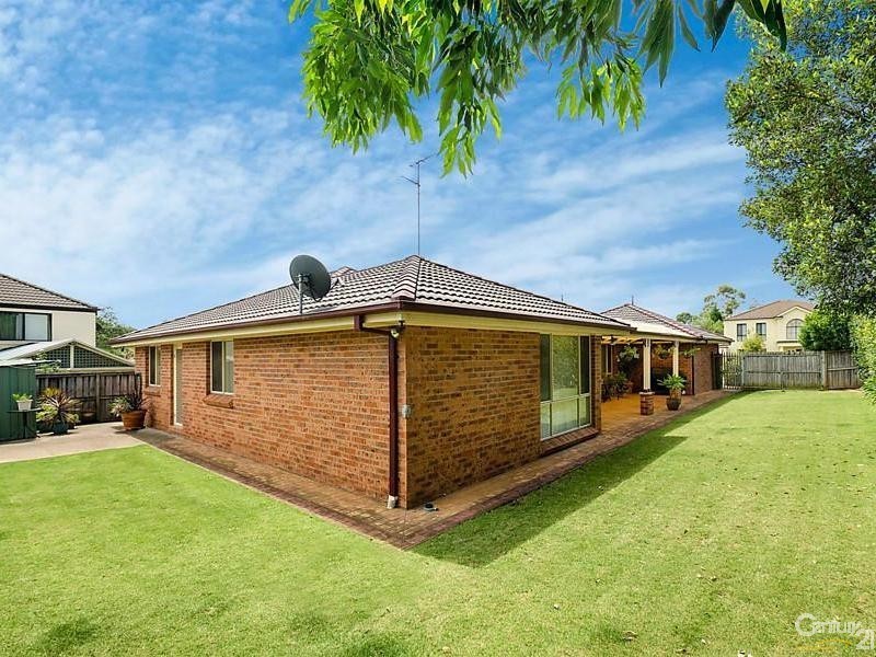 8 Spofforth Ave, Rouse Hill NSW 2155