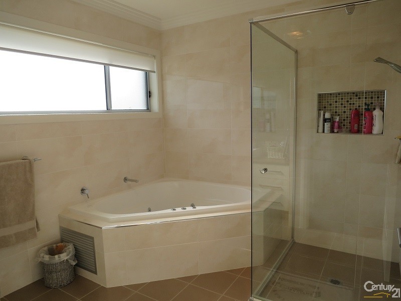 21 Balmoral Rd, Kellyville NSW 2155