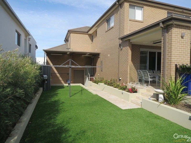 21 Balmoral Rd, Kellyville NSW 2155