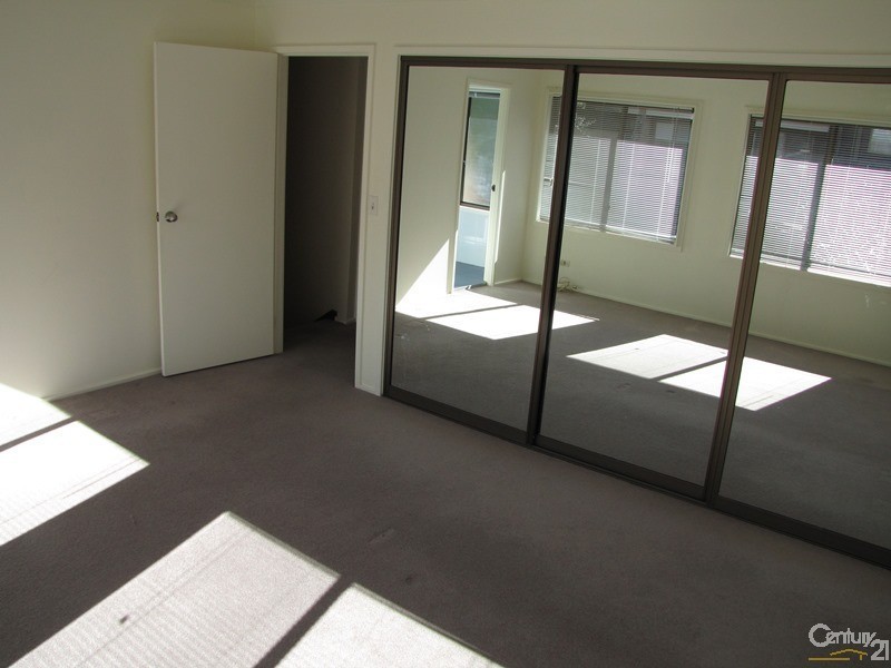 14/2 Cross St, Baulkham Hills NSW 2153