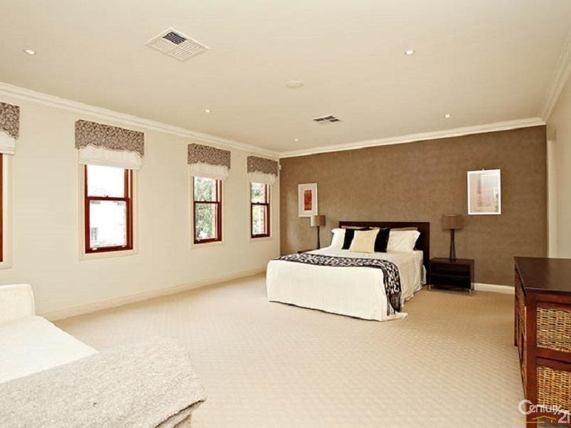 65 River Oak Cct, Kellyville NSW 2155