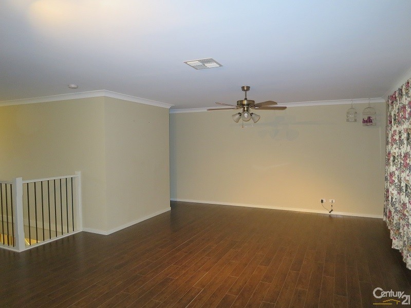 2/2 River Oak Cct, Kellyville NSW 2155