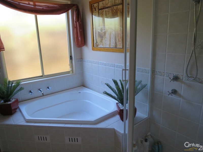 15 Marsden Ave, Kellyville NSW 2155