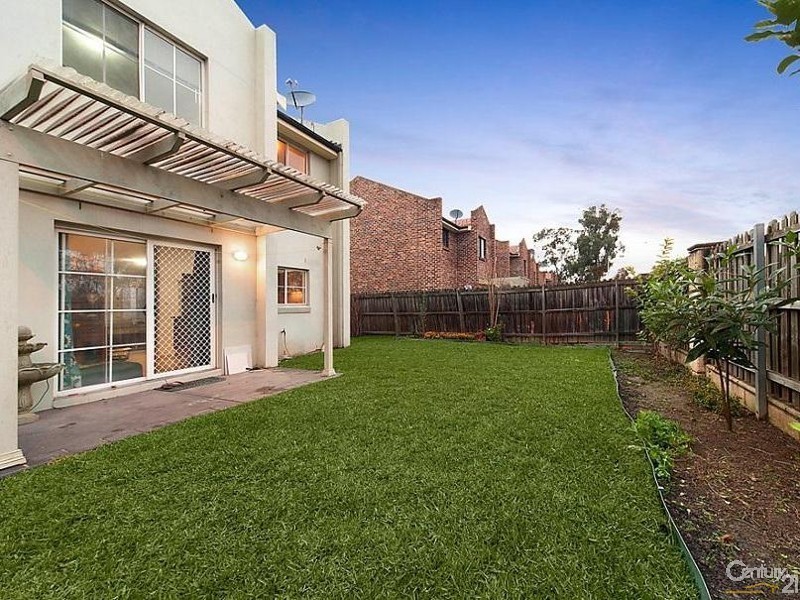 20/6 Blossom Place, Quakers Hill NSW 2763