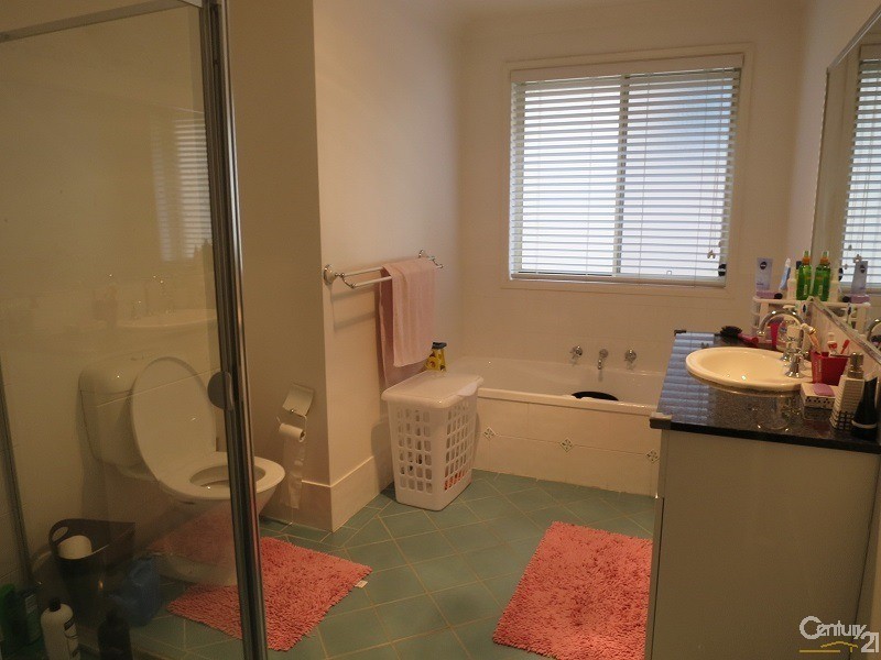 8 Botanical Drive, Kellyville NSW 2155