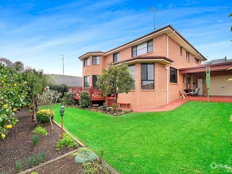 32 Glasshouse Road, Beaumont Hills NSW 2155