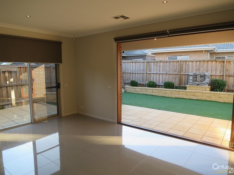 36 Freshwater Rd, Rouse Hill NSW 2155