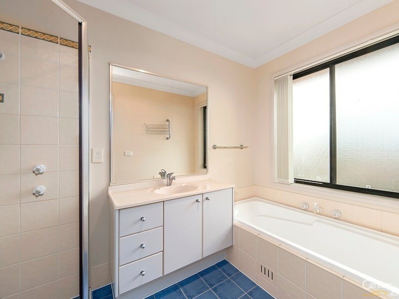 98 Lucas Cct, Kellyville NSW 2155