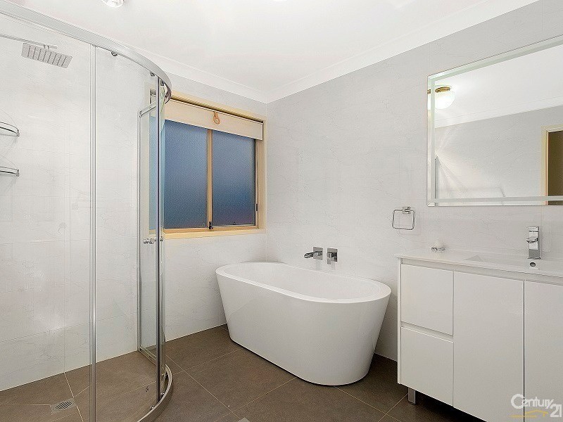 8 Perkins Drive, Kellyville NSW 2155