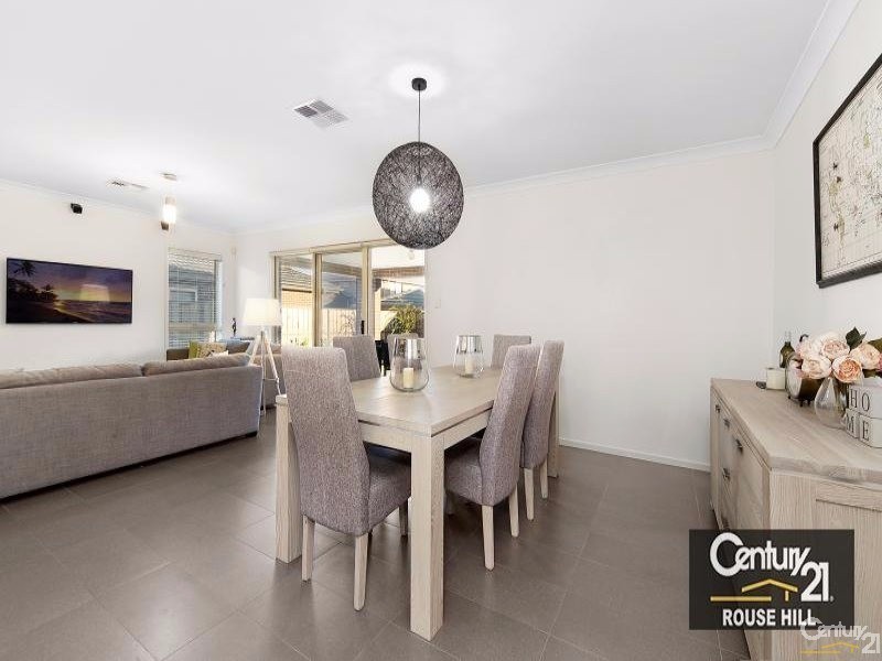 35 Coobowie Drive, The Ponds NSW 2769