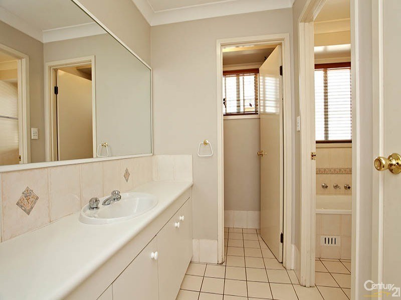 7 Kentia Court, Stanhope Gardens NSW 2768