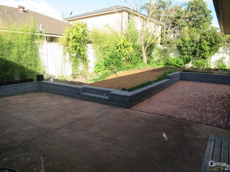 7 Kentia Court, Stanhope Gardens NSW 2768