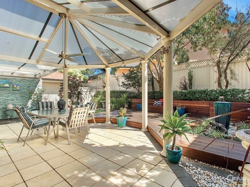 28 Softwood Ave, Beaumont Hills NSW 2155