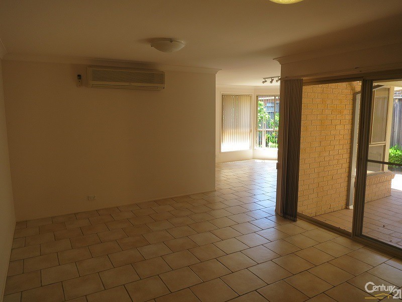 12 Lucas Cct, Kellyville NSW 2155