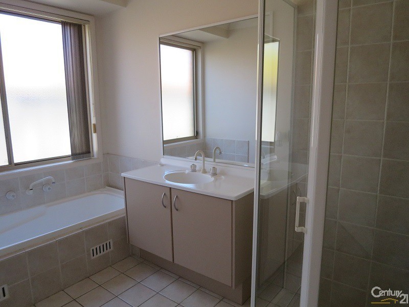 12 Lucas Cct, Kellyville NSW 2155