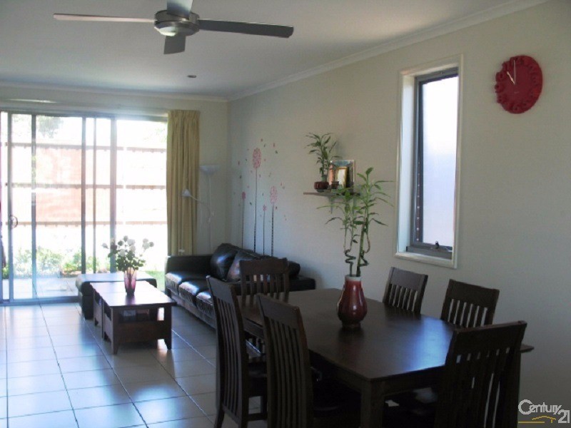 46 Caddies Blvd, Rouse Hill NSW 2155