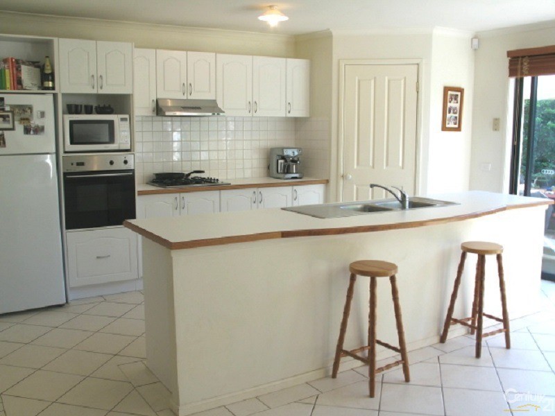 14 Peak St, Glenwood NSW 2768