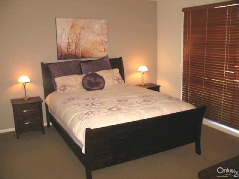 14 Peak St, Glenwood NSW 2768