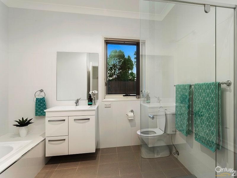 1 Pebble Crescent, The Ponds NSW 2769