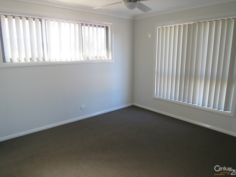 55 Caddies Blvd, Rouse Hill NSW 2155