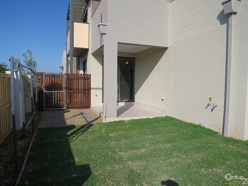 55 Caddies Blvd, Rouse Hill NSW 2155