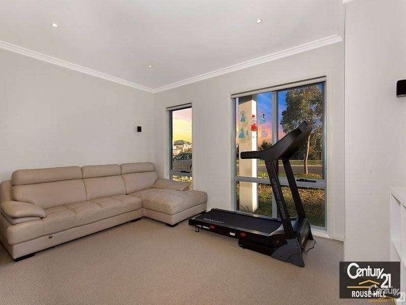 2 Emperor Ave, The Ponds NSW 2769