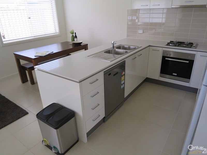 8 Well St, The Ponds NSW 2769