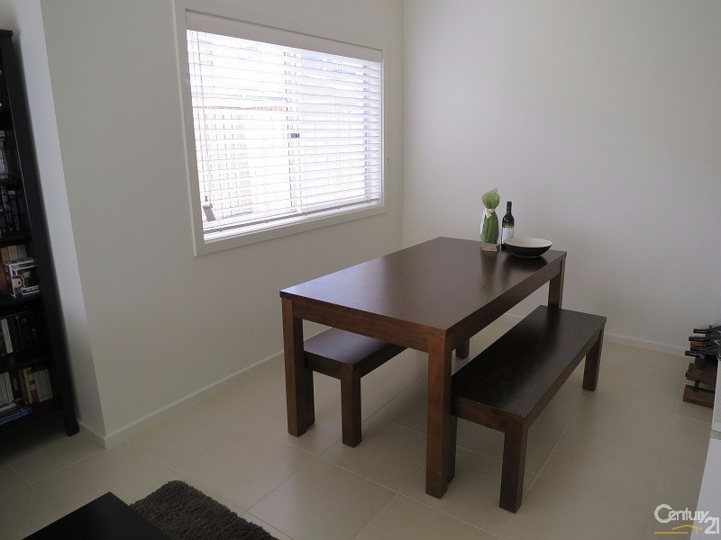 8 Well St, The Ponds NSW 2769